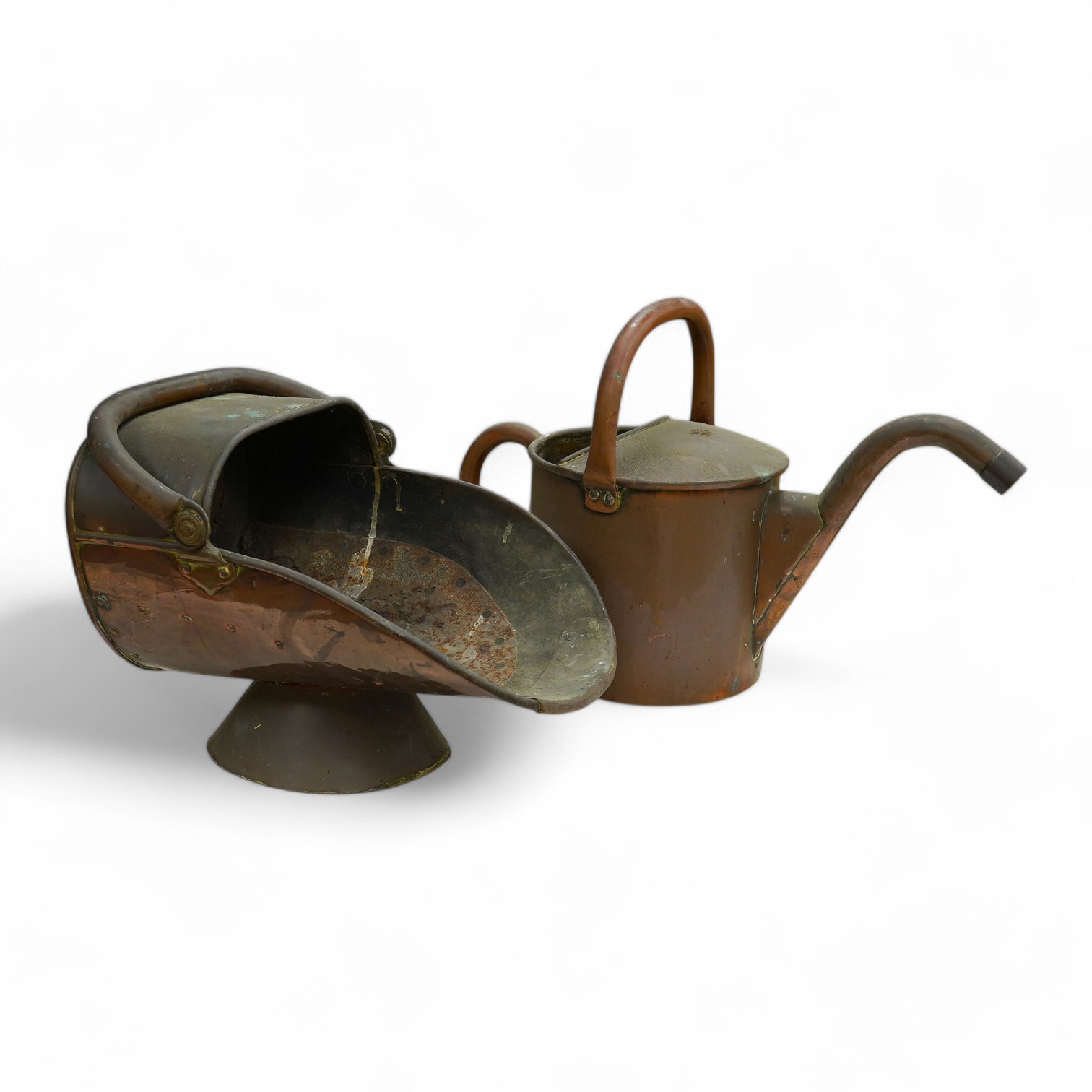 A copper watering can and a helmet coal scuttle, watering can 40cm high. Condition - interior of coal scuttle rusty, both need cleaning